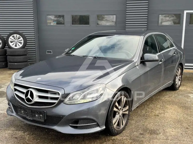 2013 Mercedes Benz E 220