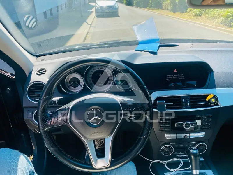 2013 Mercedes Benz E 220