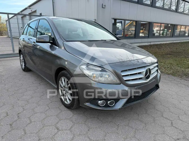 2013 Mercedes Benz B 180