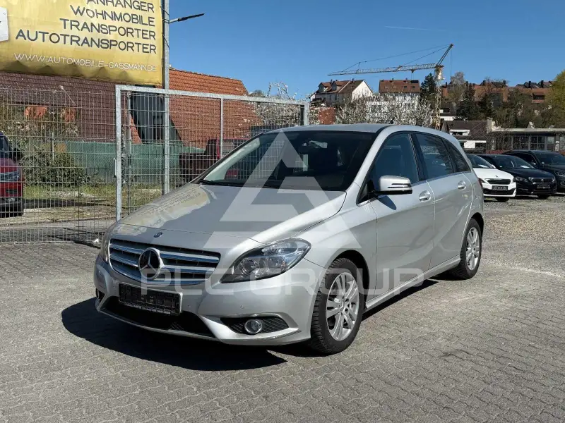 2013 Mercedes Benz B 180