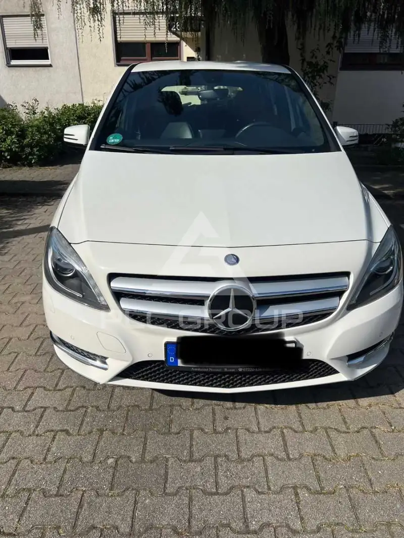 2013 Mercedes Benz B 180