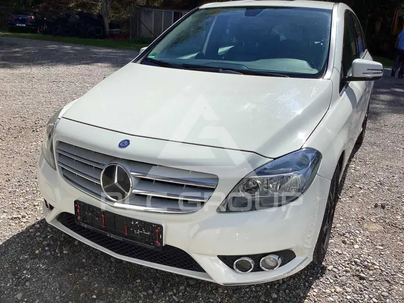 2013 Mercedes Benz B 180