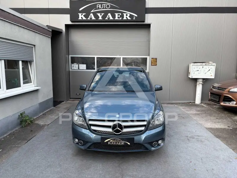 2013 Mercedes Benz B 180