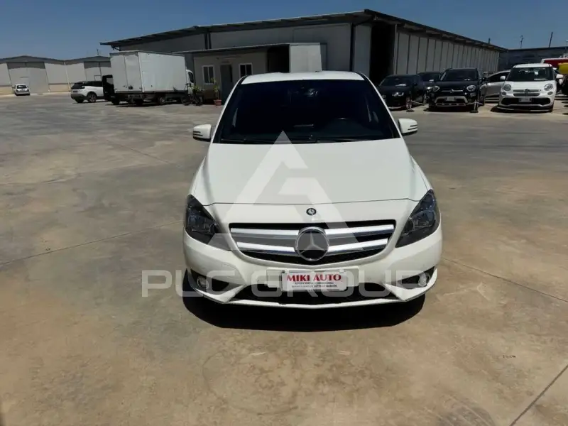 2013 Mercedes Benz B 180