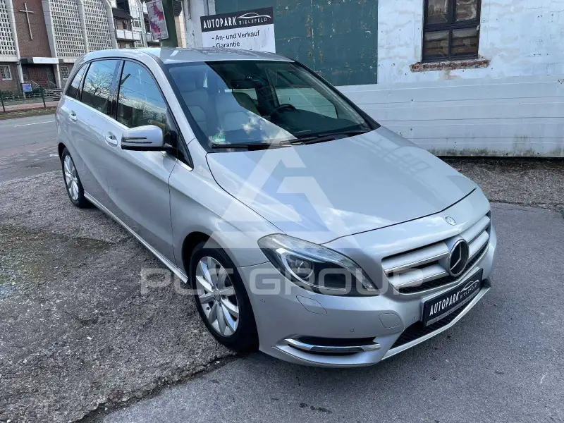 2013 Mercedes Benz B 180