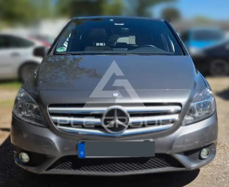 2013 Mercedes Benz B 180