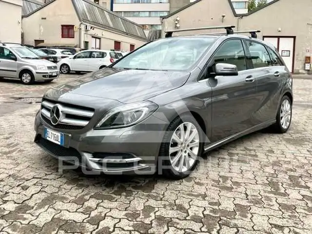 2013 Mercedes Benz B 180