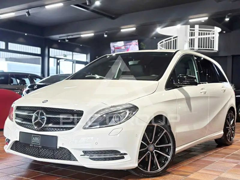 2013 Mercedes Benz B 180