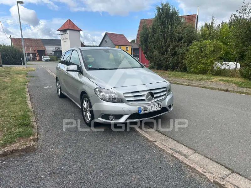 2013 Mercedes Benz B 180