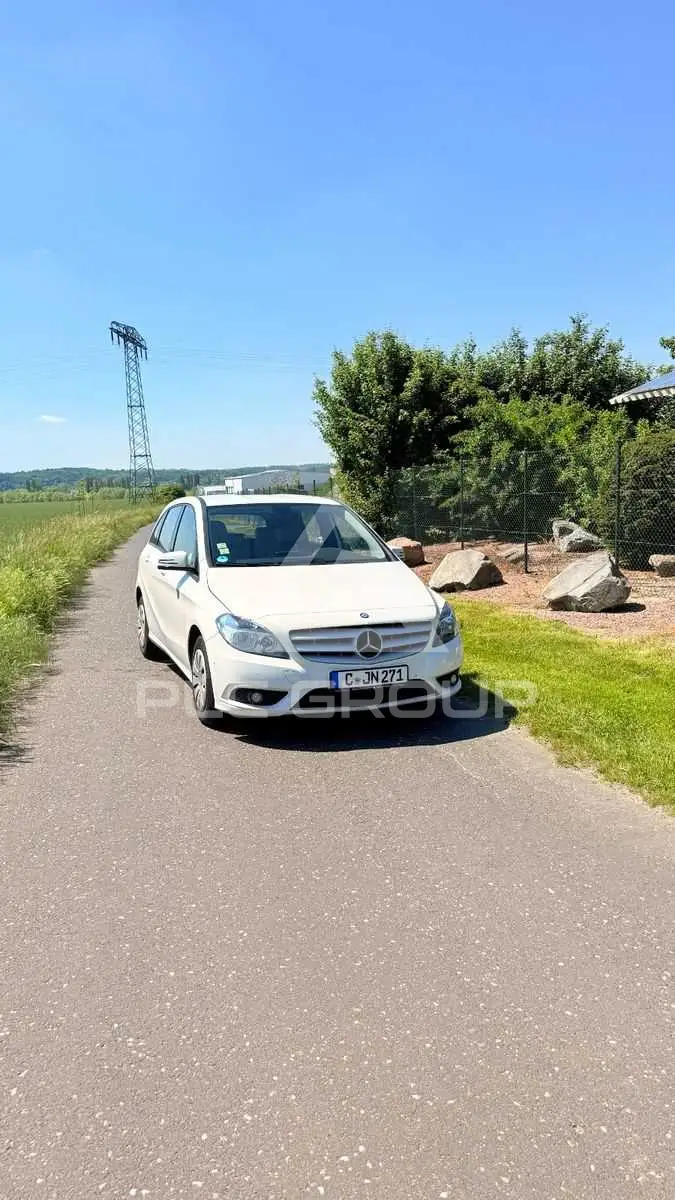 2013 Mercedes Benz B 180