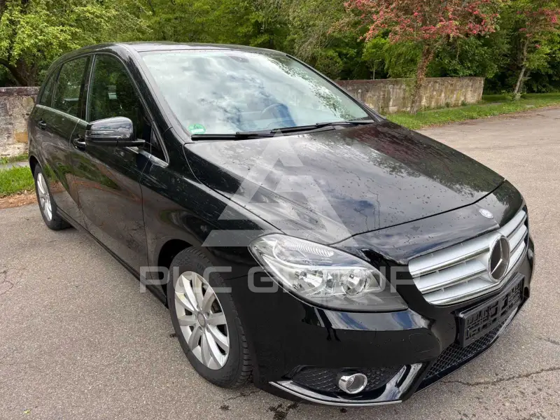 2013 Mercedes Benz B 180