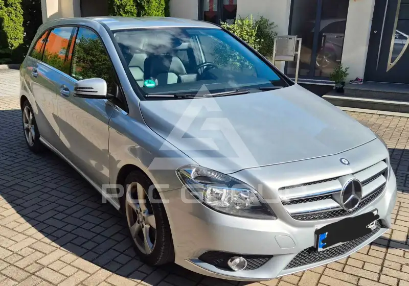 2013 Mercedes Benz B 180
