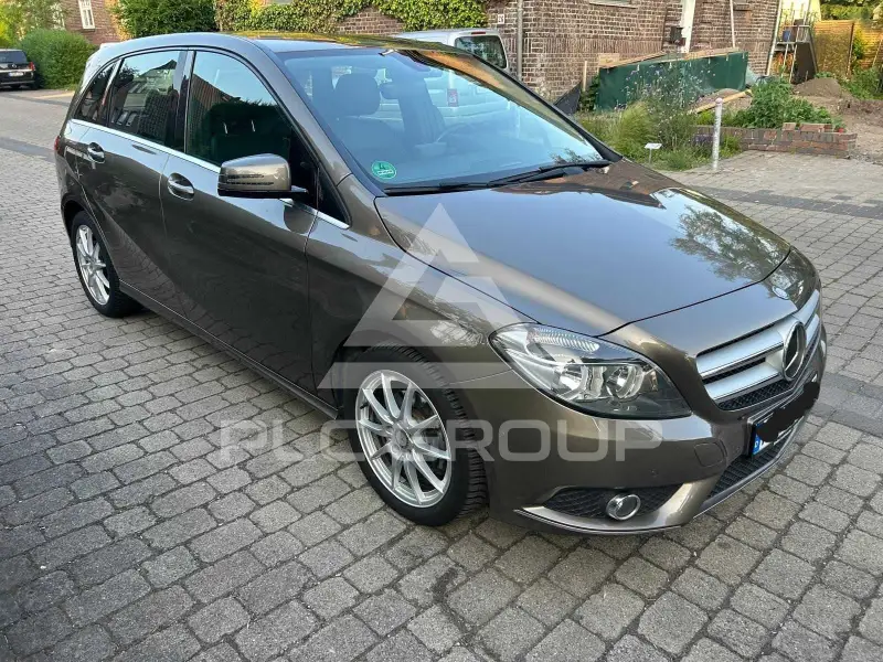 2013 Mercedes Benz B 180