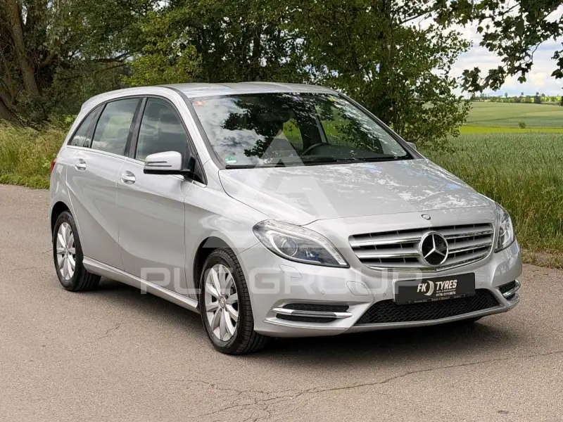2013 Mercedes Benz B 180