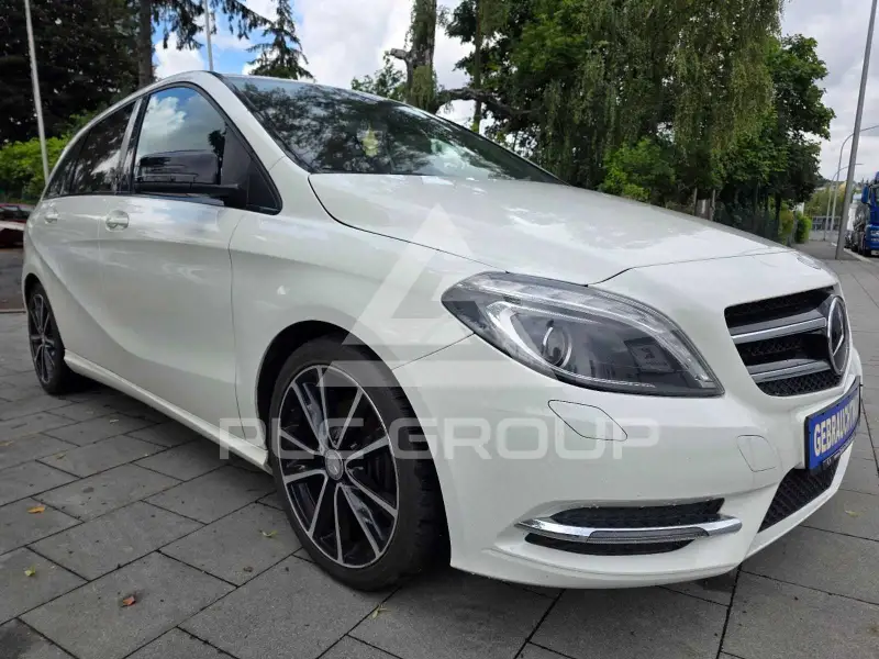 2013 Mercedes Benz B 180