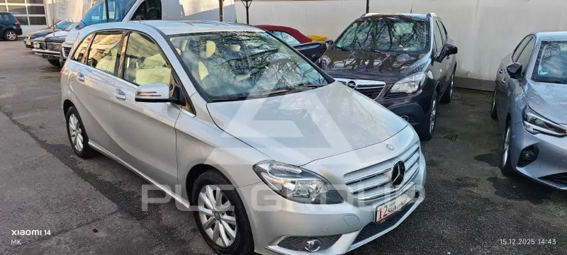 2013 Mercedes Benz B 180