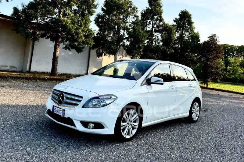 2013 Mercedes Benz B 180