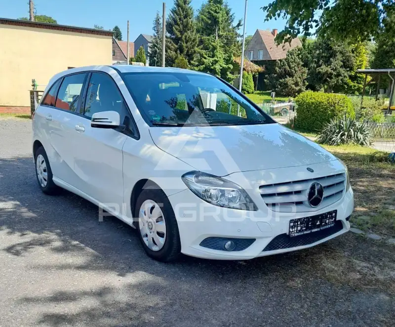 2013 Mercedes Benz B 180
