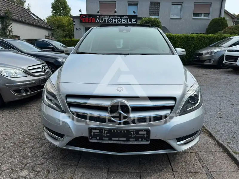 2013 Mercedes Benz B 180