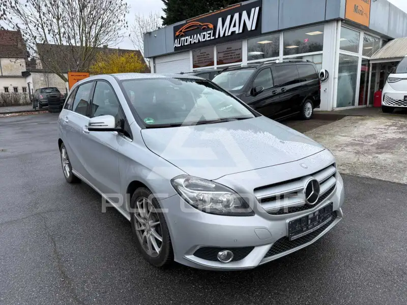 2013 Mercedes Benz B 180