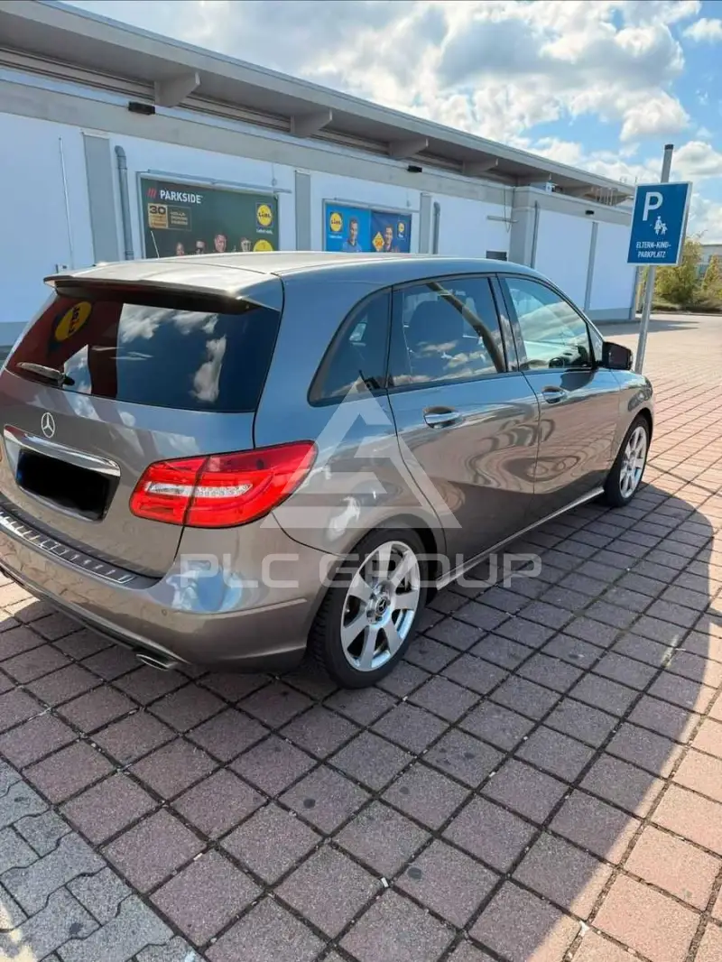 2013 Mercedes Benz B 180