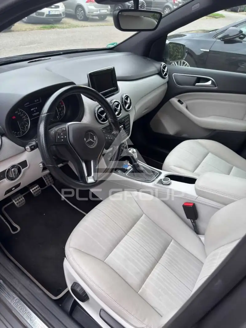 2013 Mercedes Benz B 180