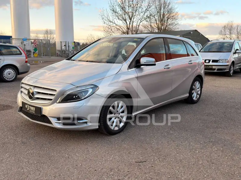 2013 Mercedes Benz B 180