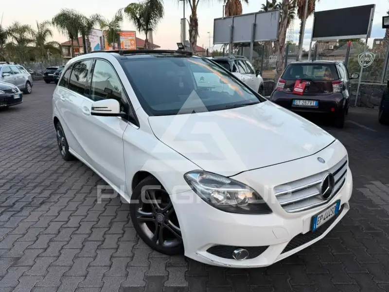 2013 Mercedes Benz B 180