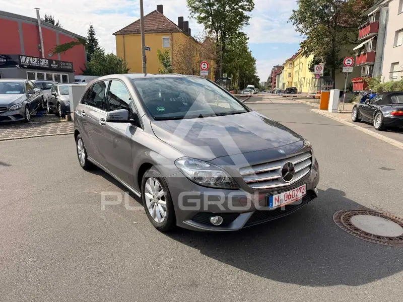 2013 Mercedes Benz B 180
