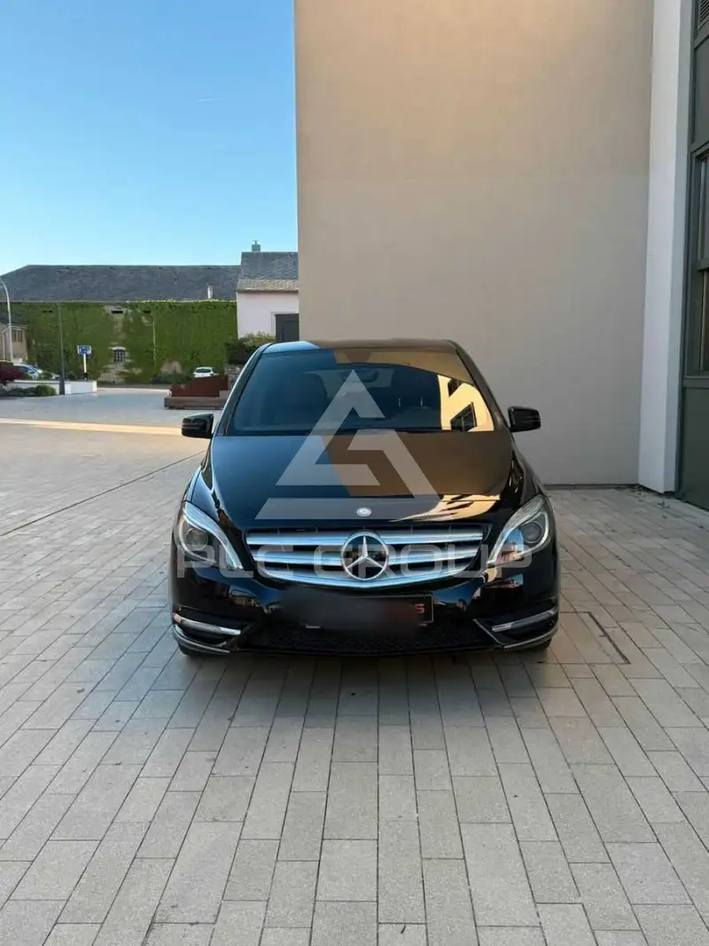 2013 Mercedes Benz B 180