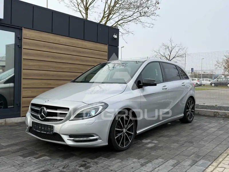 2013 Mercedes Benz B 180