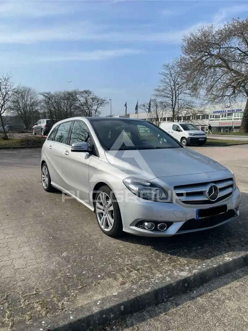 2013 Mercedes Benz B 180