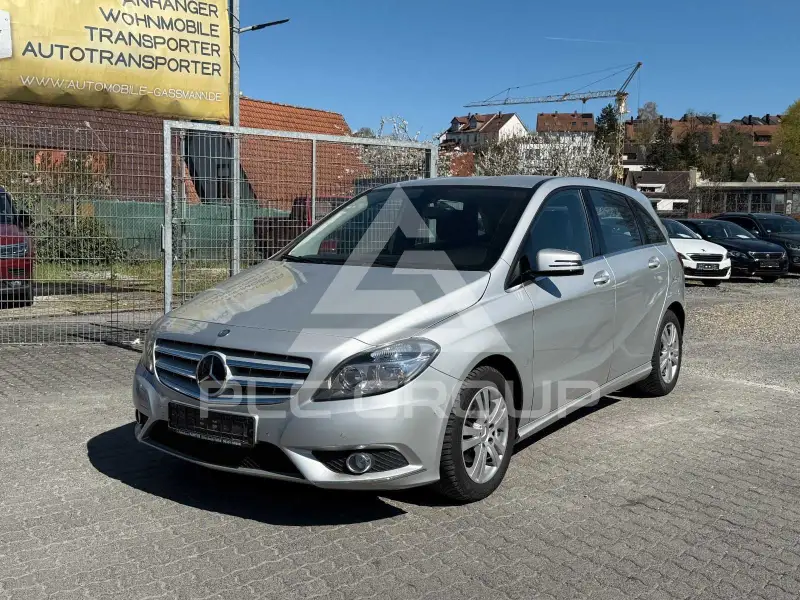 2013 Mercedes Benz B 180