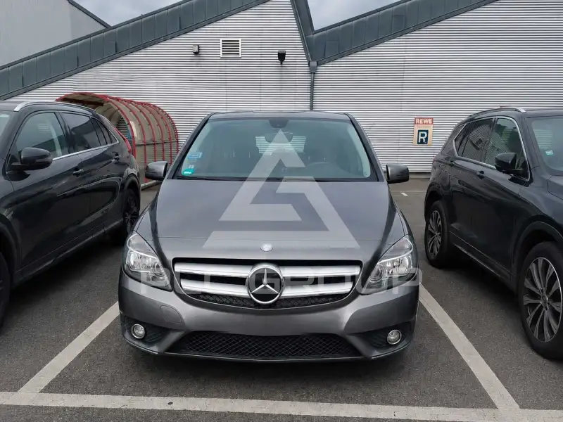 2013 Mercedes Benz B 180