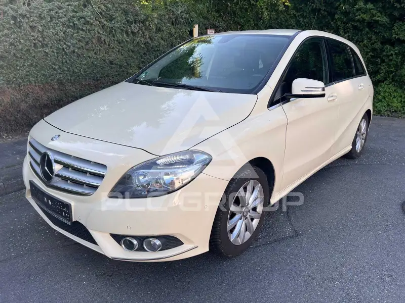 2013 Mercedes Benz B 180