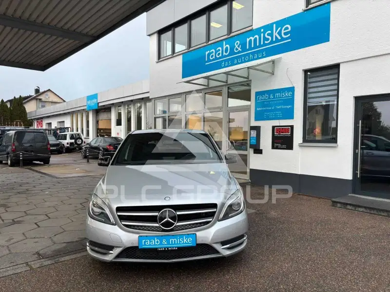 2013 Mercedes Benz B 180