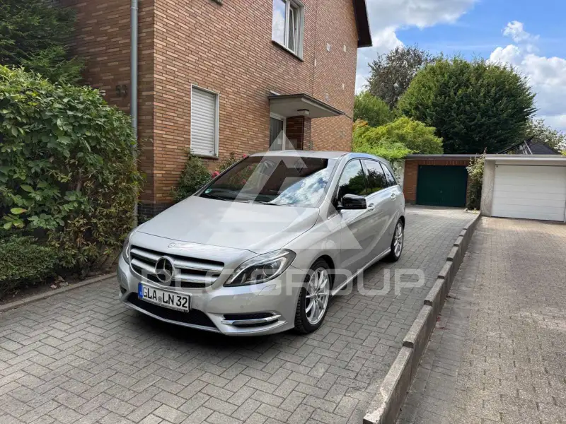2013 Mercedes Benz B 180