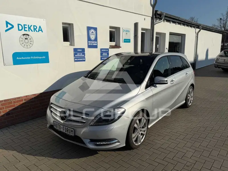 2013 Mercedes Benz B 220