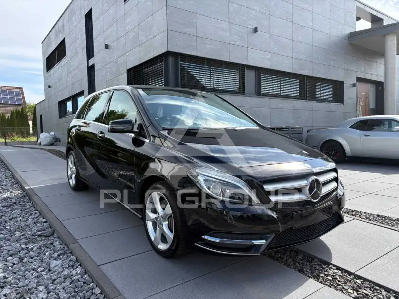 2013 Mercedes Benz B 220