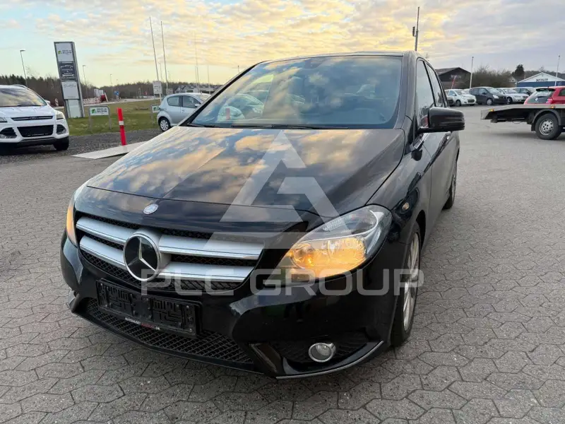 2013 Mercedes Benz B 220