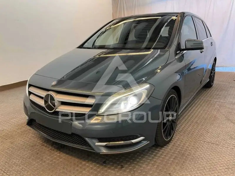 2013 Mercedes Benz B 220