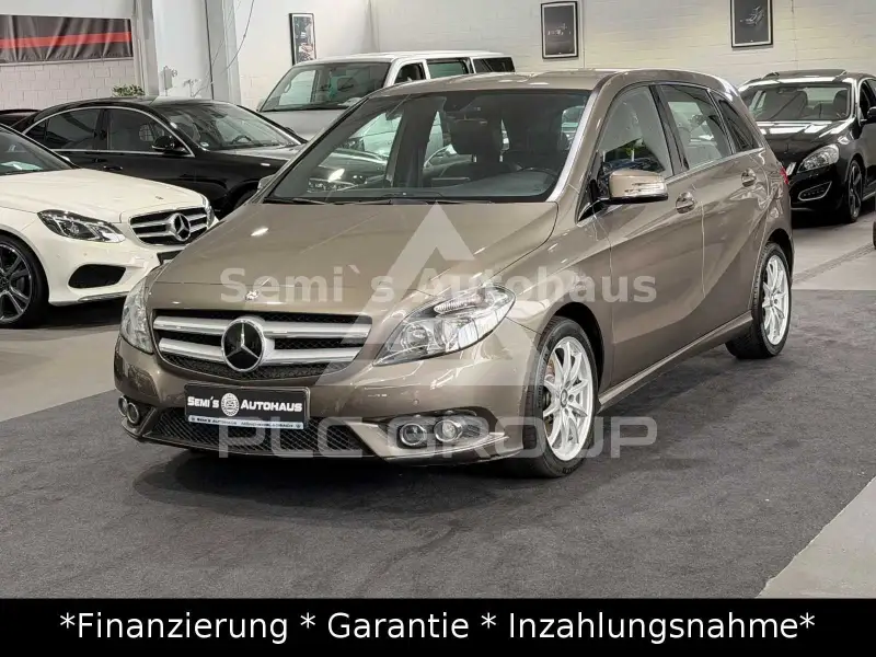 2013 Mercedes Benz B 220