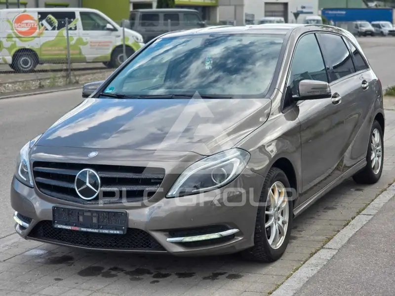 2013 Mercedes Benz B 220