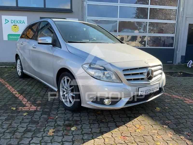 2013 Mercedes Benz B 220