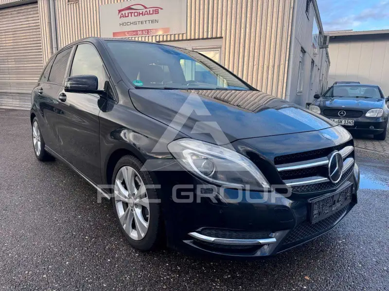 2013 Mercedes Benz B 220
