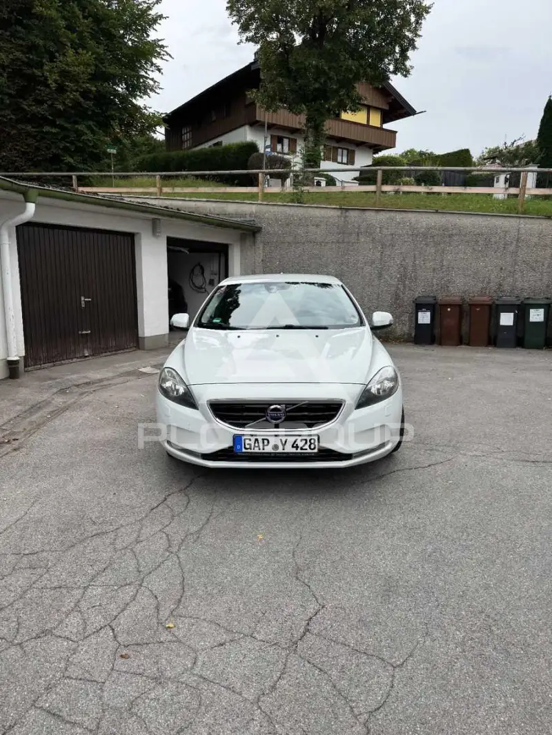 2013 Volvo V40