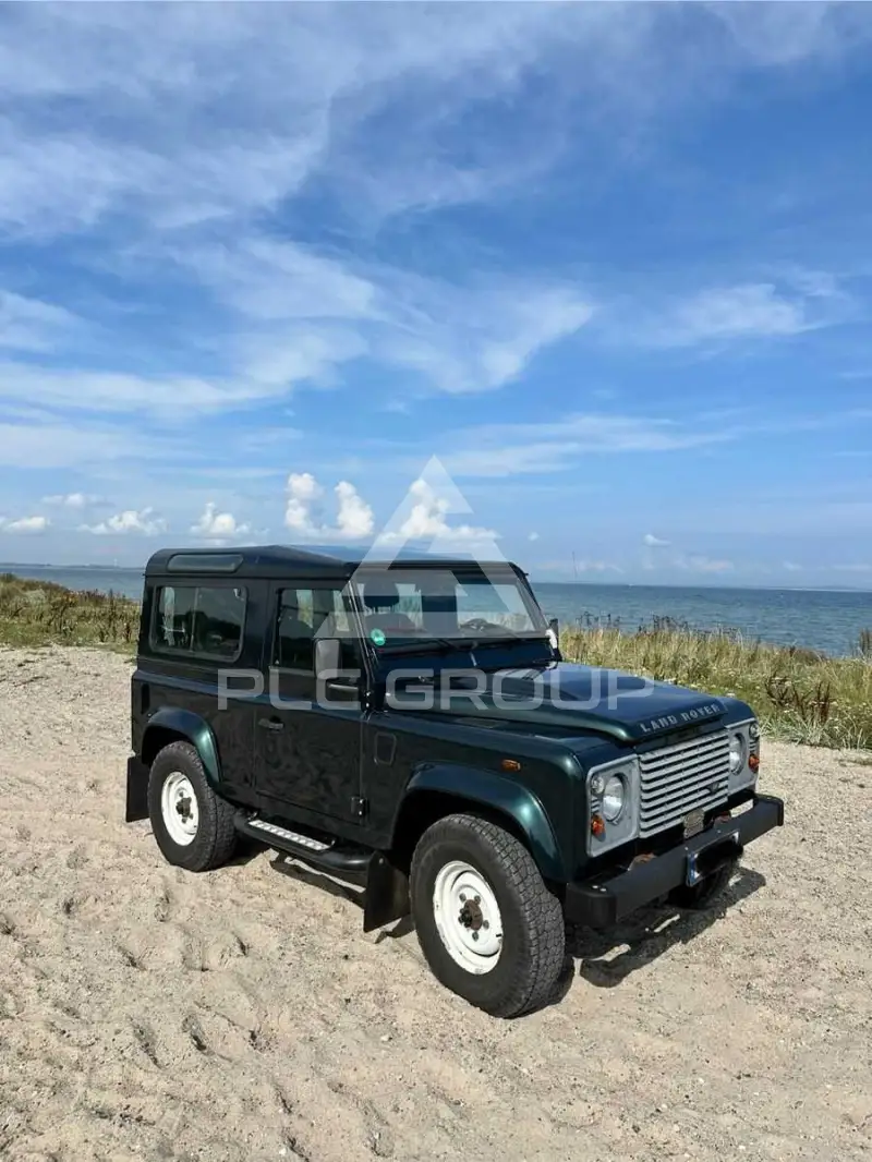 2013 Land Rover DEFENDER