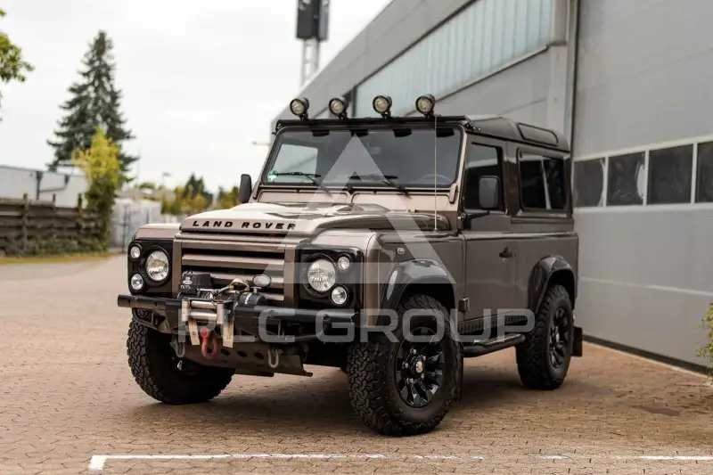2013 Land Rover DEFENDER
