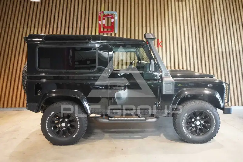 2013 Land Rover DEFENDER