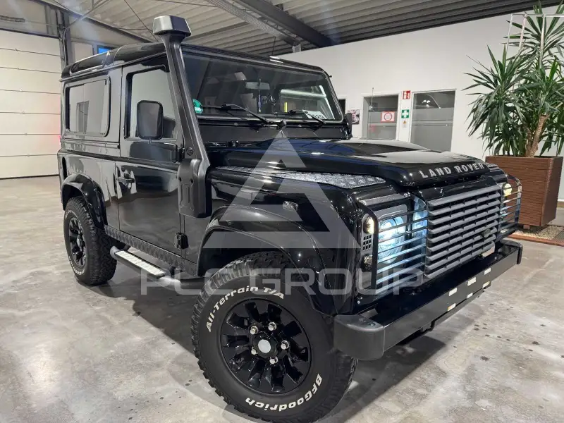 2013 Land Rover DEFENDER